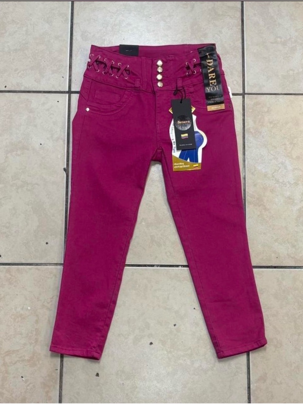 High-Waist Lace-Up Magenta Women's Capris